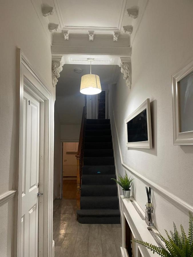Balham, South London Spacious Guest House 1, 6 Rooms Available Exterior foto